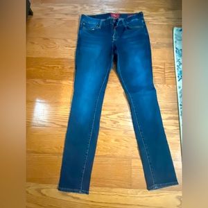Lucky Brand Blue Jeans size 4/27